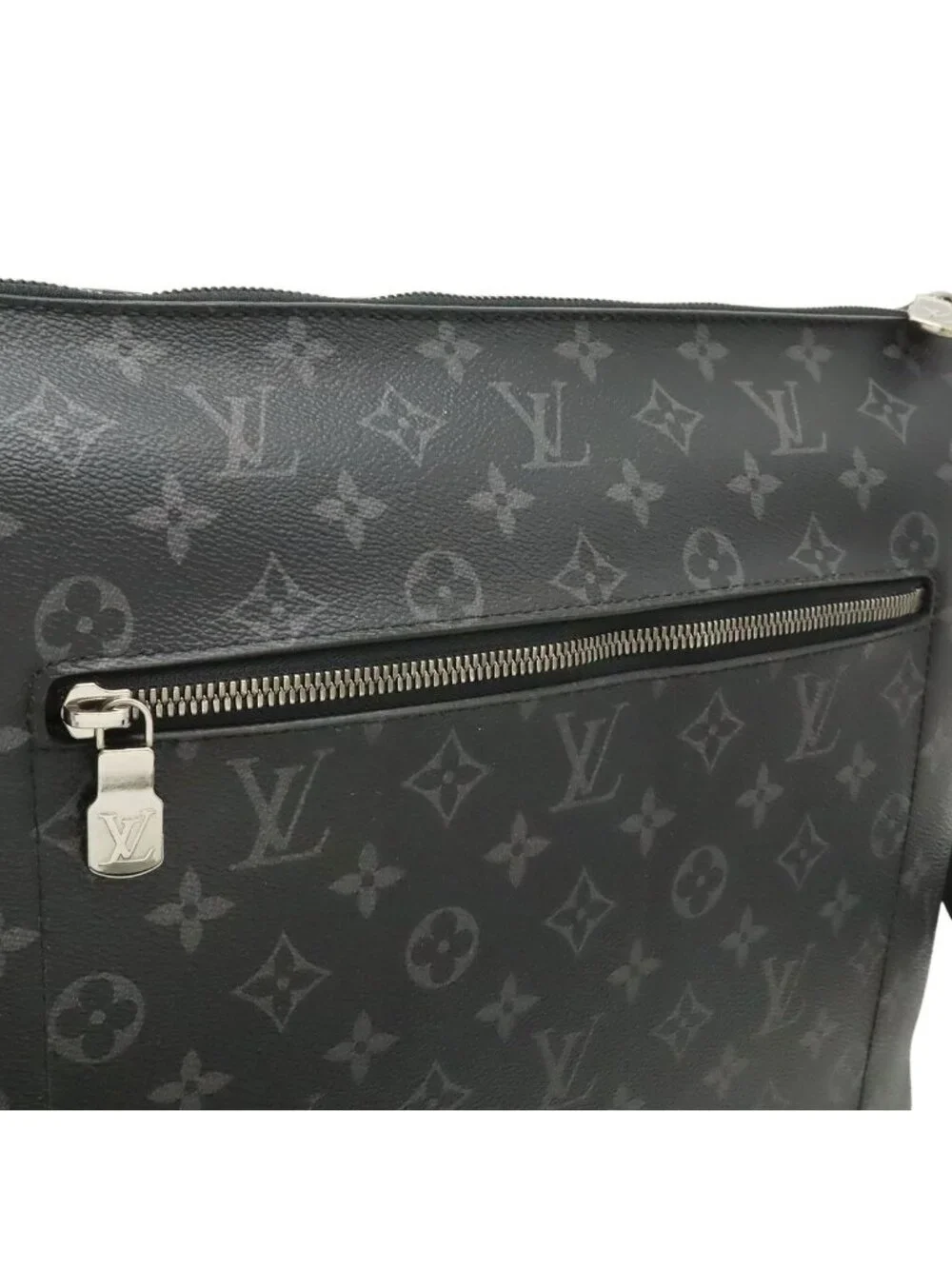 Louis Vuitton Monogram Eclipse Apollo Messenger Mm Shoulder Bag Fragment